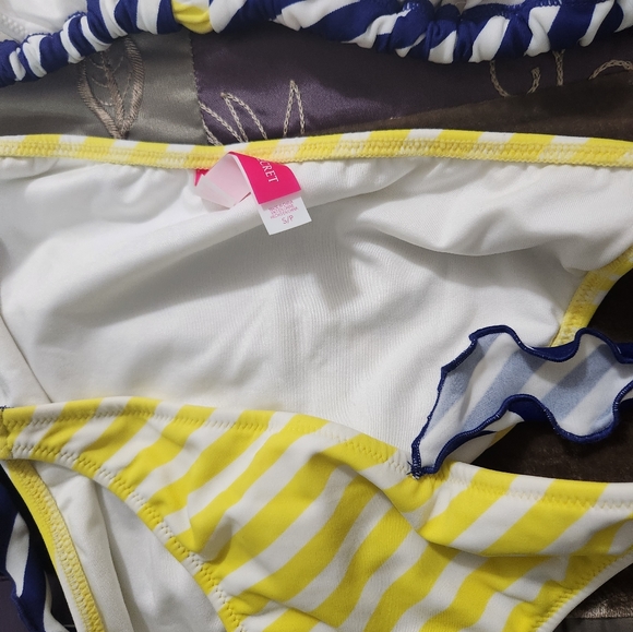 Victoria's Secret Stripe & Sequin Triangle Bikini - Picture 10 of 11